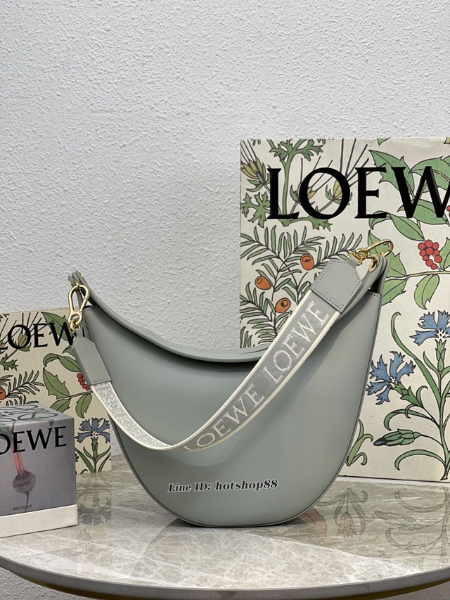 Loewe專櫃最新Luna系列月亮包 羅意威全皮肩背包腋下包 10195 lyw1444